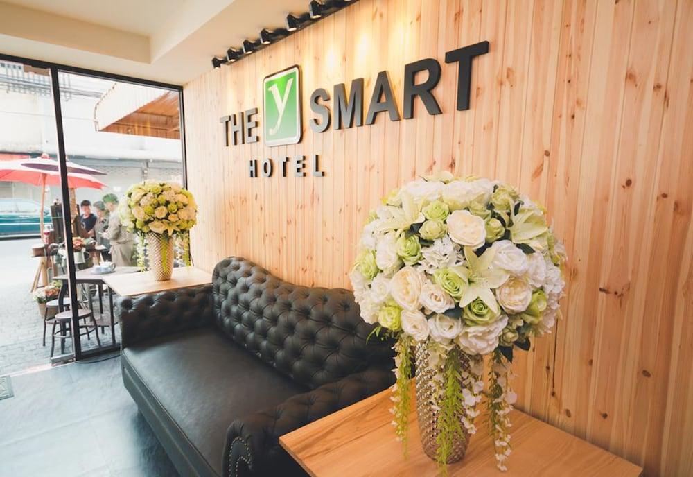 The Y Smart Hotel Chiang Mai Buitenkant foto